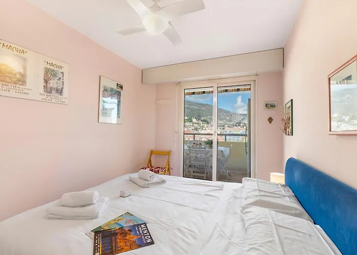 Apartment Open View In Center - Happy *